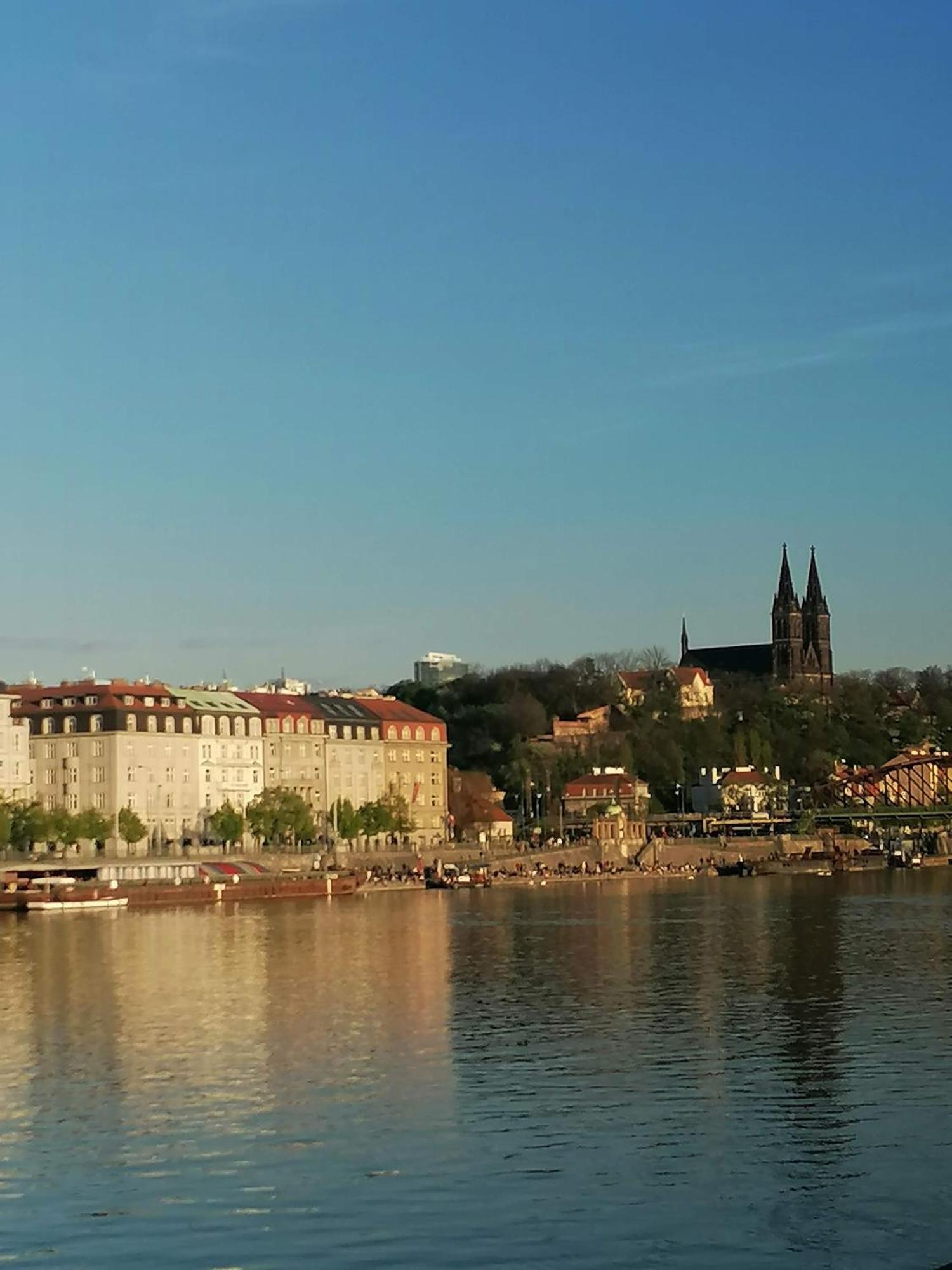 Apartmán Valentinka Minutes Away From Charles Bridge Praha Exteriér fotografie
