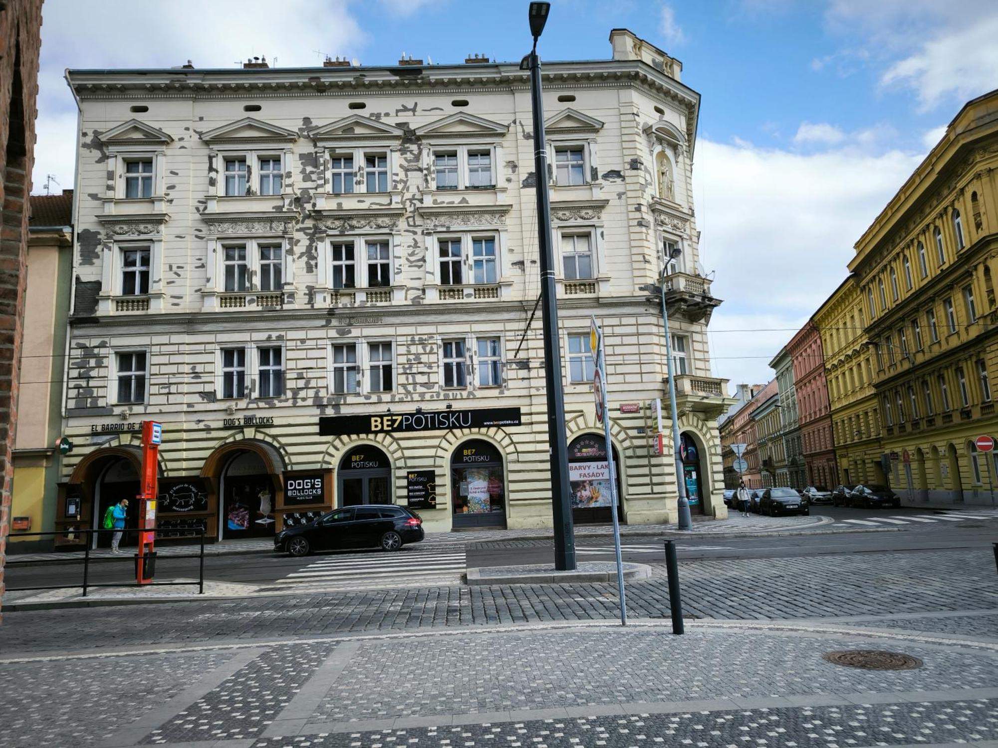 Apartmán Valentinka Minutes Away From Charles Bridge Praha Exteriér fotografie